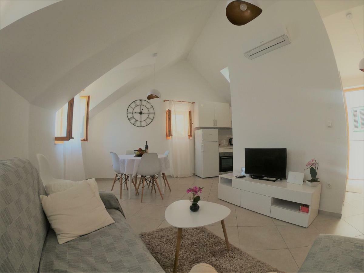 Apartment Vesna Primošten Extérieur photo