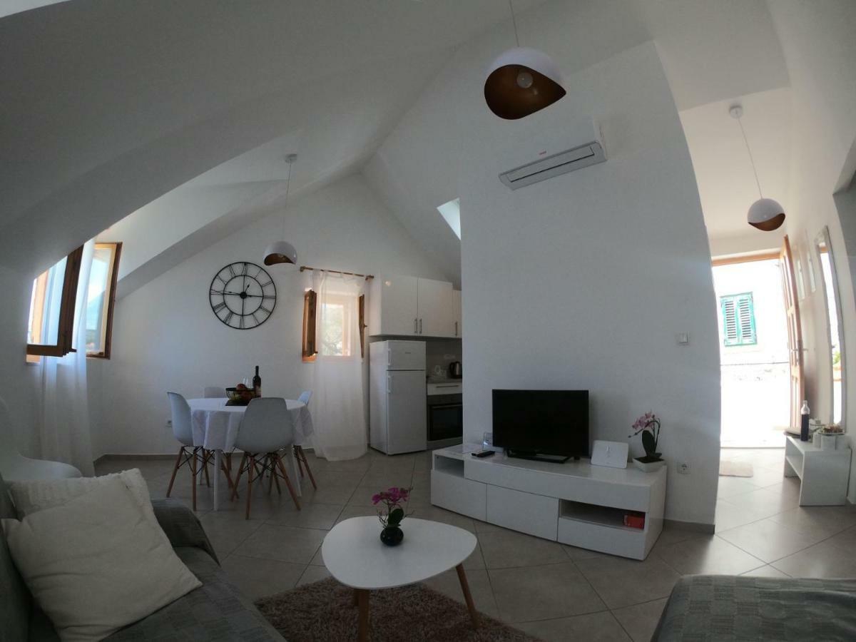 Apartment Vesna Primošten Extérieur photo